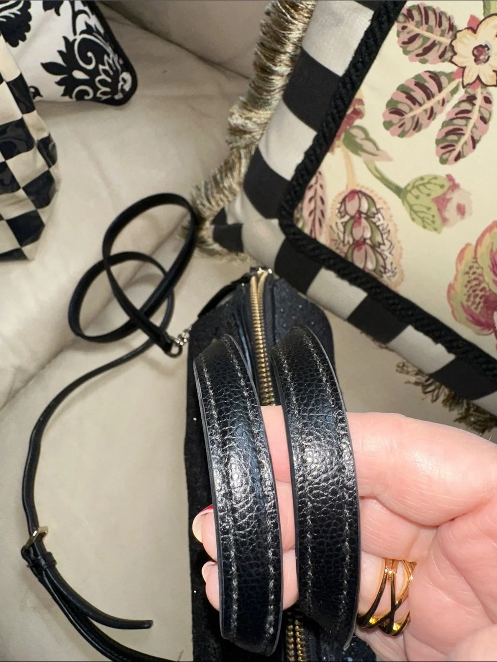 kate spade Black Glitter Mini Riley with Chain-Trim Strap ♠️